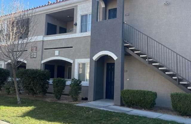 Downstairs unit with 3 bedroom and with two baths