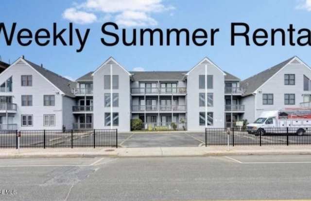 42 Hamilton Avenue unit: B11