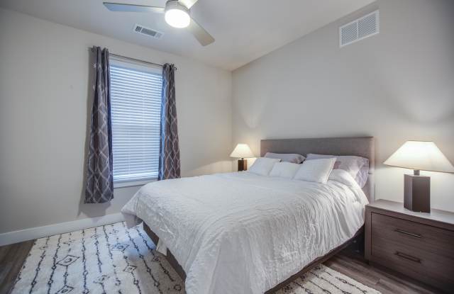 3311 Grand Central Avenue