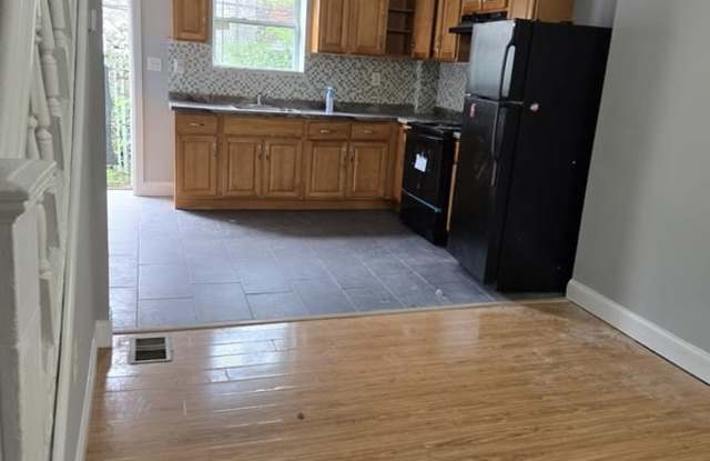 608 East Wensley Street