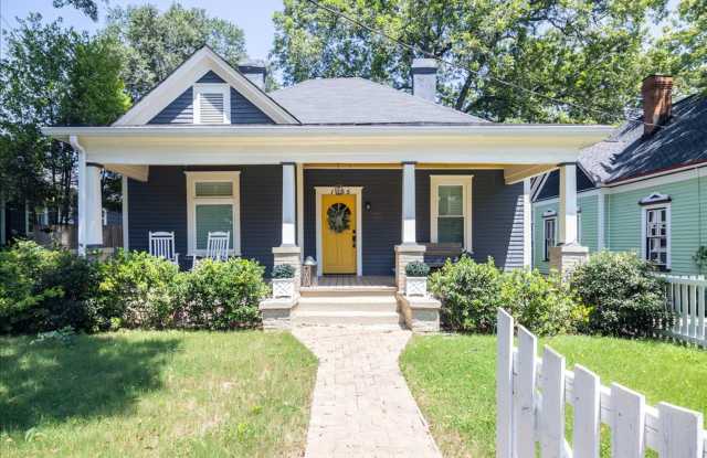 Beautiful 3/2.5 w/ Office Minutes From Airport and Woodward Academy!