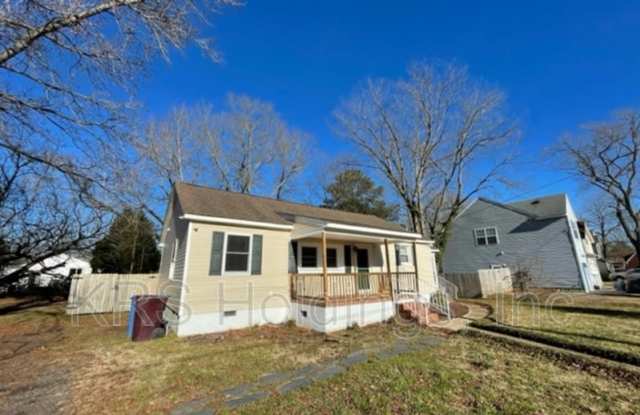 Photo of 2724 Thomas St.