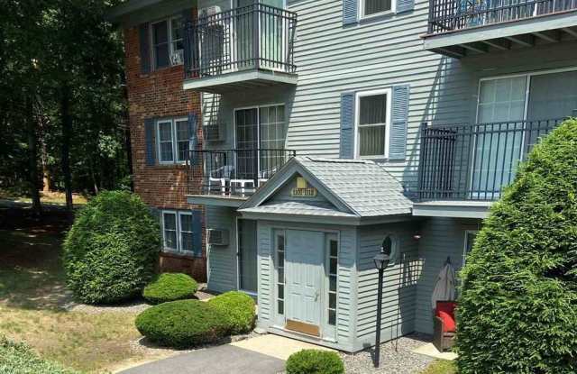 11 St James Pl #1103