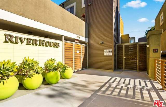 Photo of 2970 Ripple Pl unit: 104