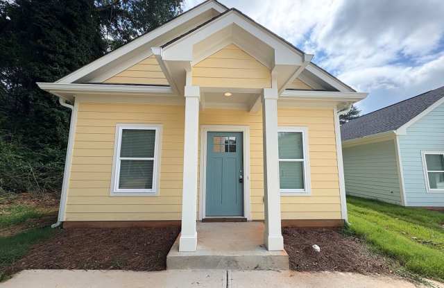 PRE-LEASING FOR AUGUST 10 2027!