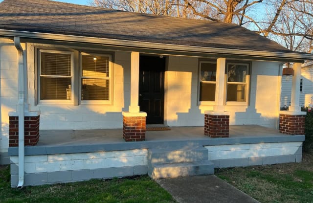 401 E 12th - 401 East 12th Street, Columbia, TN 38401