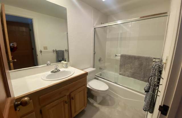 Photo of Furnished 2 bed, 2 bath Condo