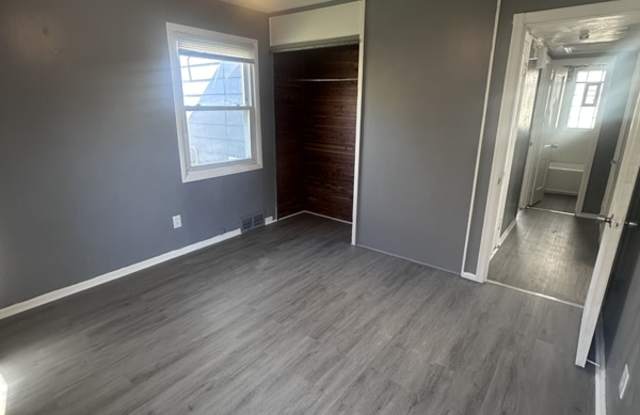 16313 Clearview Avenue