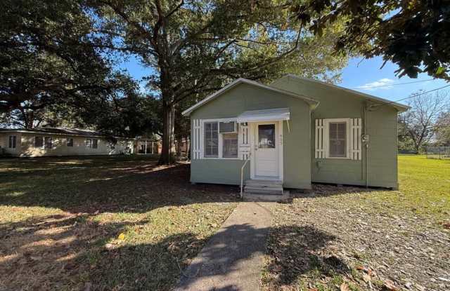 Photo of 3 Bedroom 1 Bathroom Home for Rent