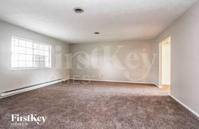819 Moss Oak Court