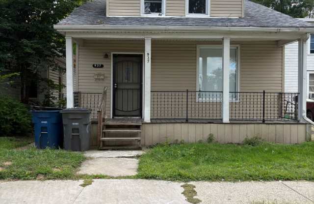 Photo of 937 Prouty Avenue