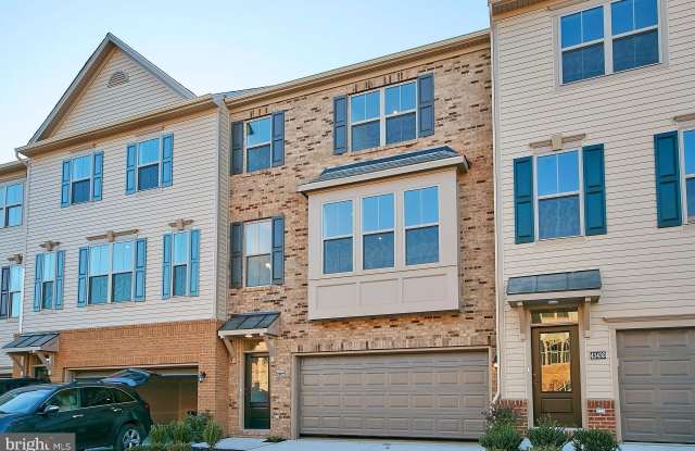 Photo of 43428 ROBEY Square