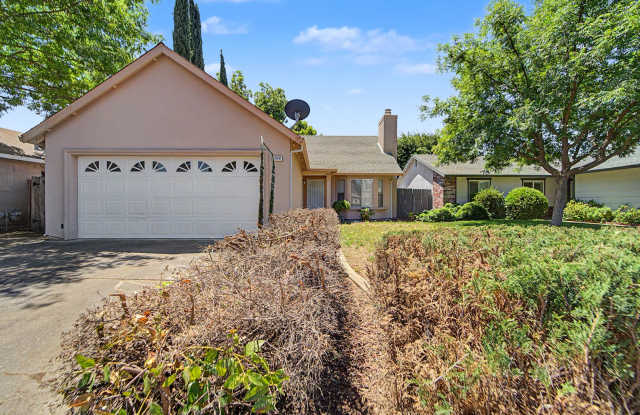 2 Bedroom 2 bathroom Northside of Yuba City