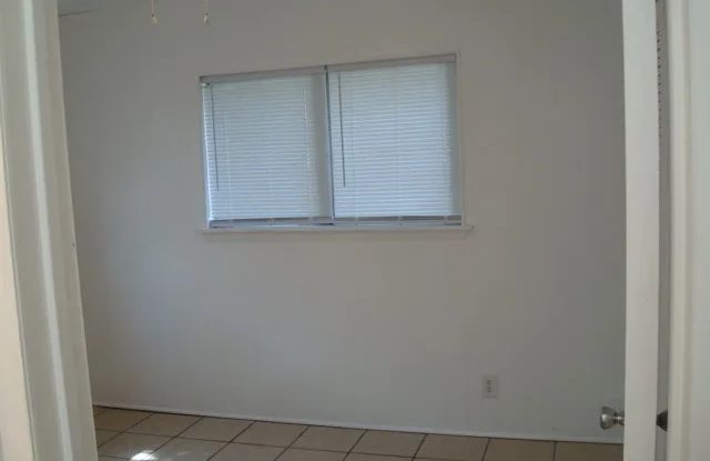 4530 El Simpatico St