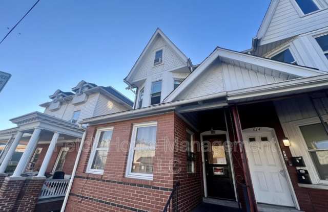 636 Lincoln Highway East - 3R