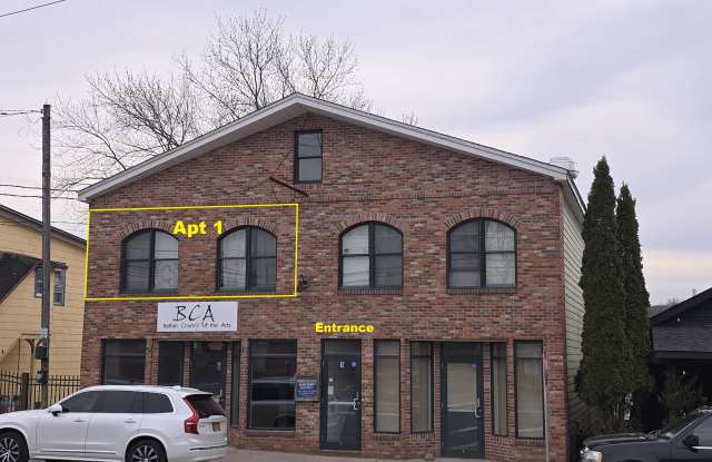 Photo of 1 Horseshoe Lake Rd