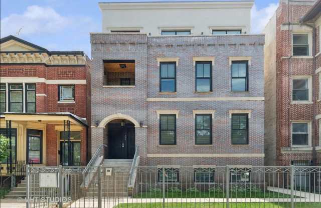 Photo of 441 E Oakwood Boulevard