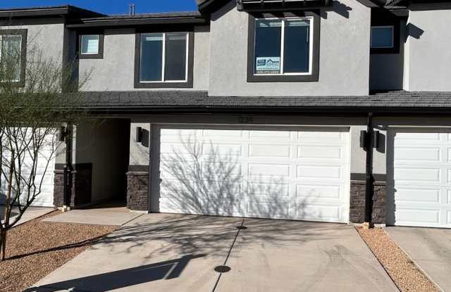 Photo of 4 Bedroom, 2.5 Bath, 2 Car Garage Townhome for rent