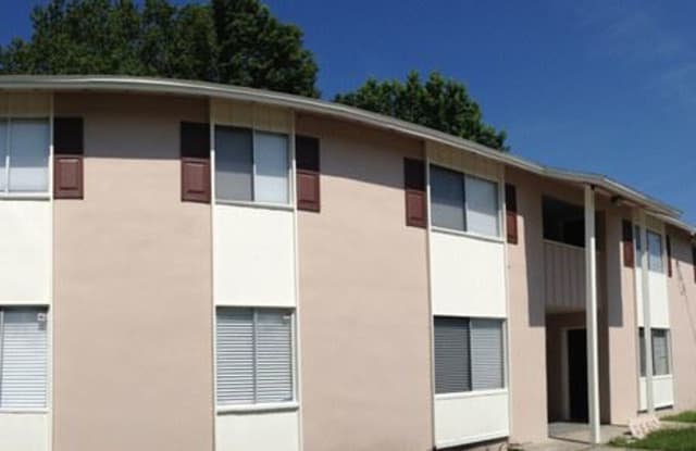 Orange Park North Apartments - 6155 Longchamp Drive, Jacksonville, FL 32244