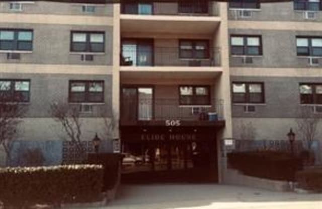 505 White Plains Road - 505 White Plains Road, Eastchester, NY 10709