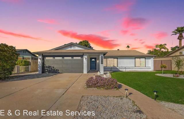 2318 E Concorda Dr