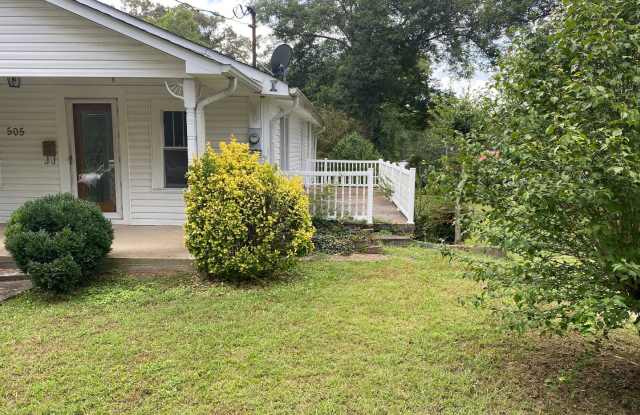 108 - G2- 505 Howard PL Gadsden