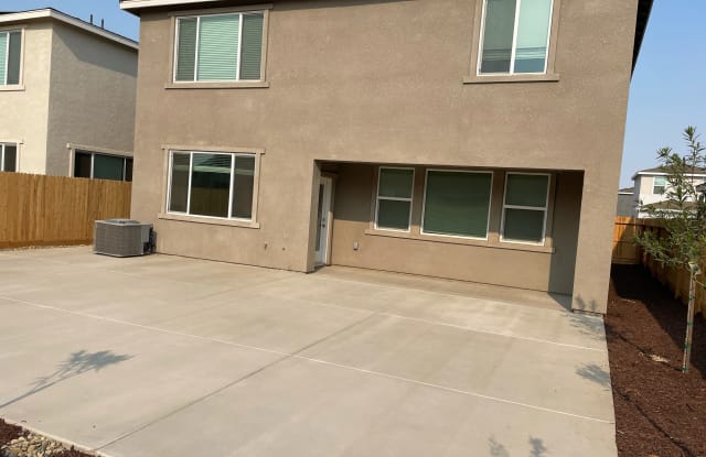 2450 Quesada Dr - 2450 Quesada Drive, Merced, CA 95340