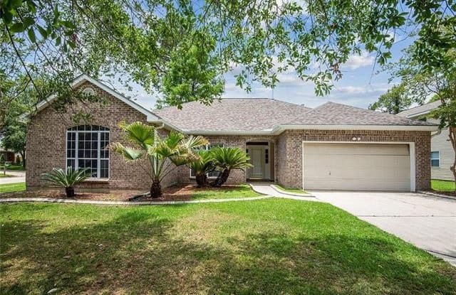 1001 CAITLIN Court - 1001 Caitlin Court, Slidell, LA 70461