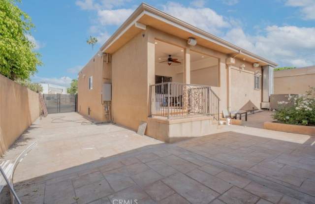 1328 Grandview Avenue