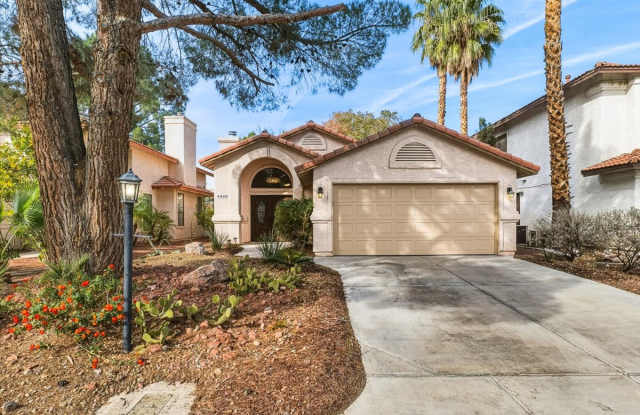 Photo of 4909 Fiesta Lakes Street