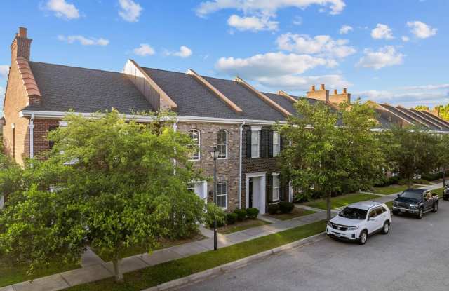 3556 Alexandria Ave.
