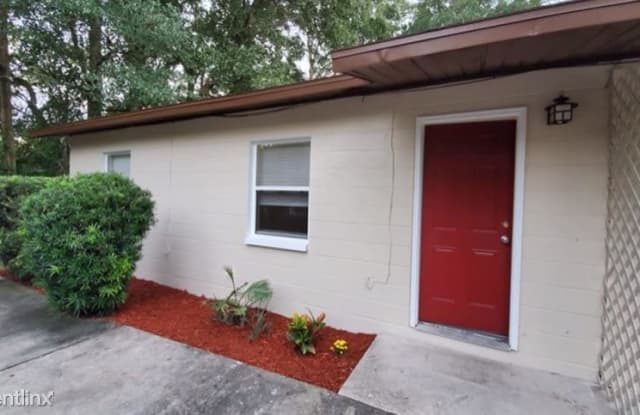 2053 NW 36th Ave - 2053 Northwest 36th Avenue, Gainesville, FL 32605