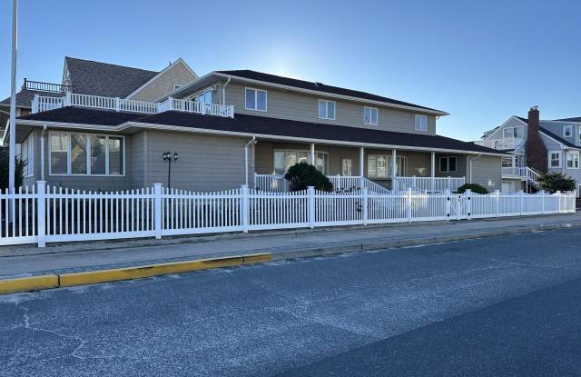 115 N Ocean Avenue