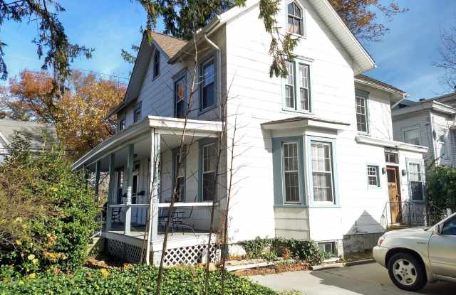 215 STOCKTON Street