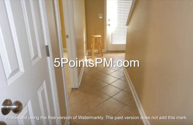 1422 East 15th Street - 1