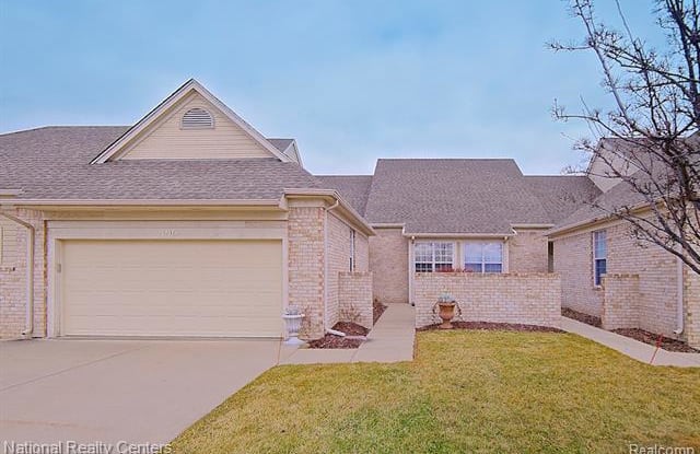 15037 MARSH CREEK Court - 15037 Marsh Creek Ct, Sterling Heights, MI 48313