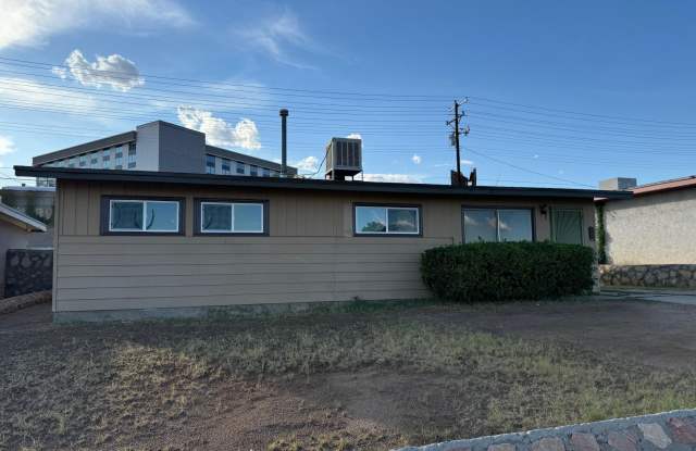1019 N Clark Dr Drive