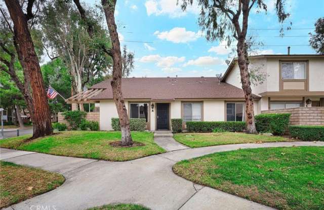 5428 E Snow Wood Circle