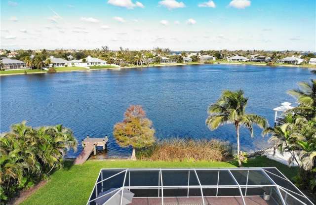 15542 Caloosa Creek Circle