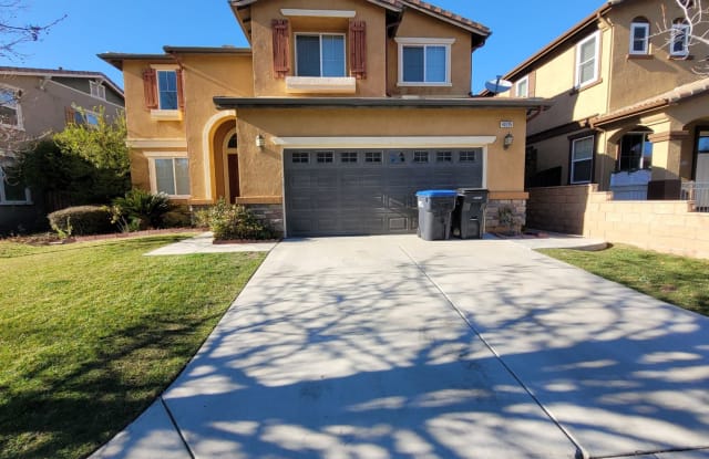 40205 Emily Pl - 40205 Emily Place, Murrieta, CA 92563