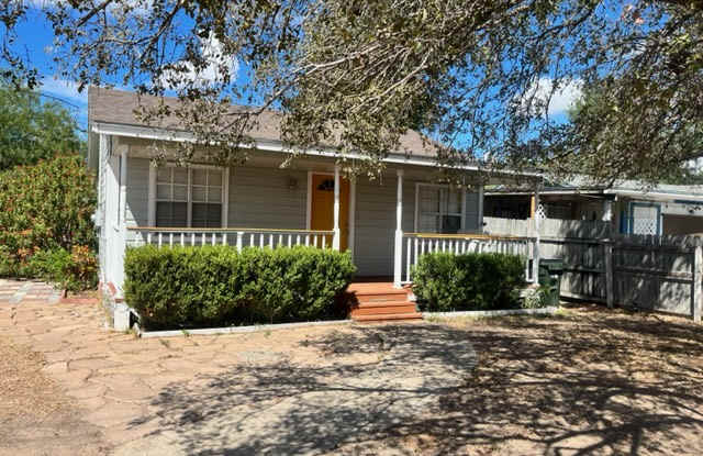 983 Washington Avenue