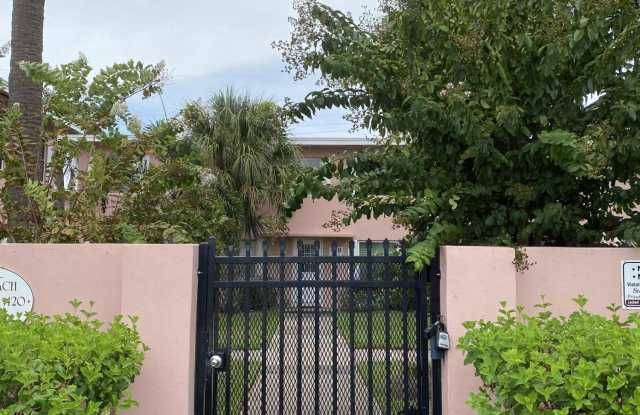 Photo of 420 Monroe Avenue unit: 101