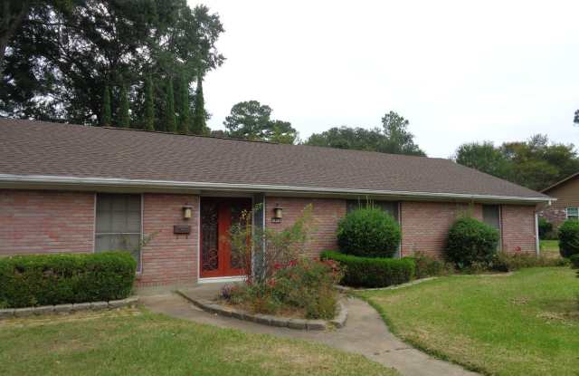 1416 Radcliffe Street, Jackson, MS 39211