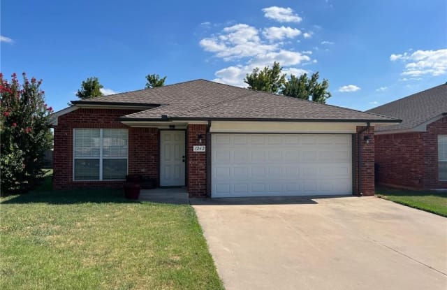 1262 Kingston Road - 1262 Kingston Rd, Norman, OK 73071