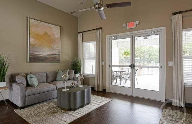 1012 Cottage View Ln Unit A12