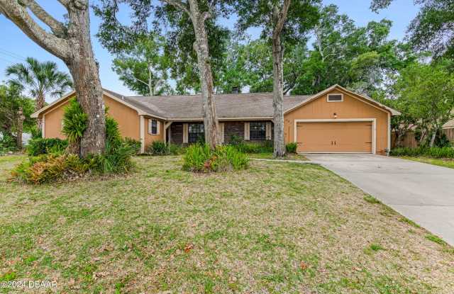 790 W River Oak Drive - 790 River Oak Drive West, Ormond Beach, FL 32174