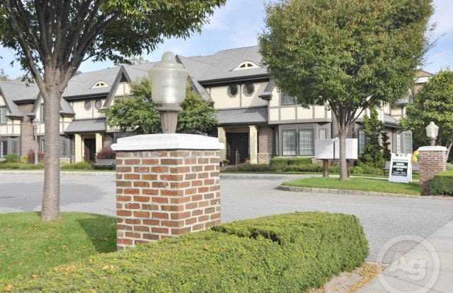 Fairfield Tudor At Rockville Centre
