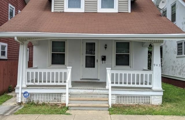 943 Wayne Ave - 943 Wayne Avenue, York, PA 17403