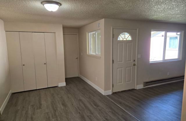 Newly remodeled 3 bedroom 2 bath