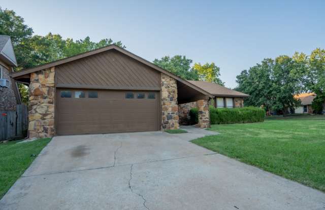 Great Location 3 Bed 2 Bath Home For Rent